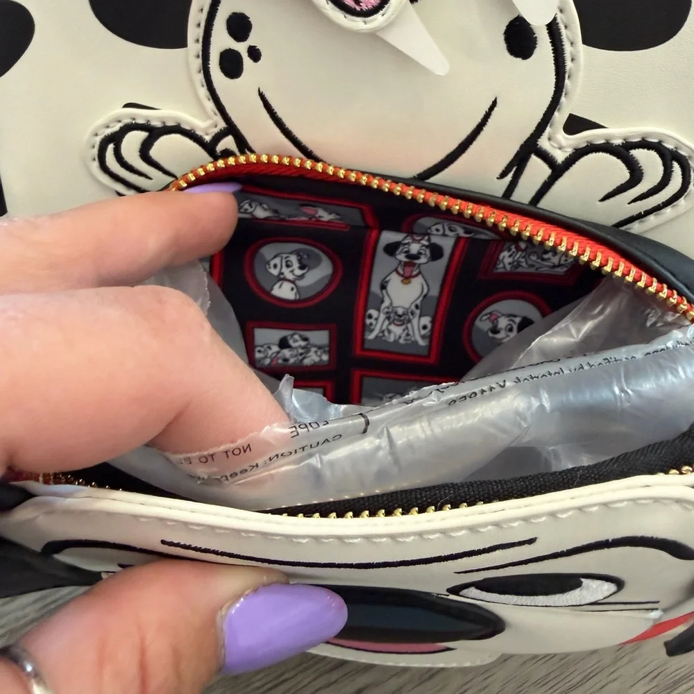 101 Dalmatians Exclusive Pongo & Freckles Mini Backpack - Picture 8 of 9